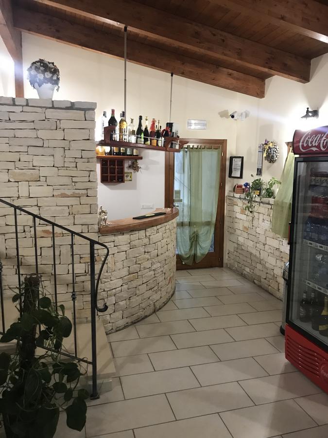בית הארחה פרנקווילה אל מארה 	Lo Scacciapensieri מראה חיצוני תמונה